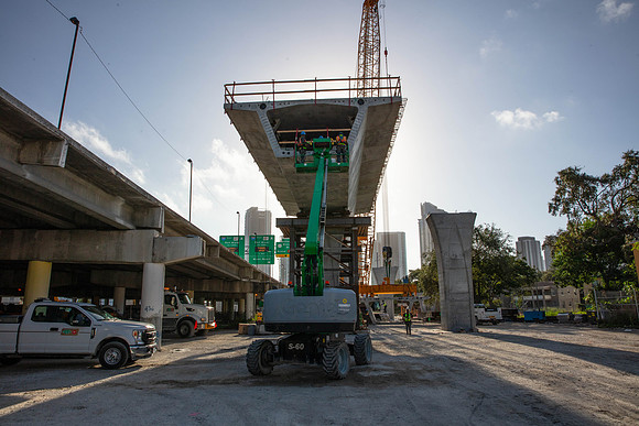 20201029_Connecting_Miami__75A6530