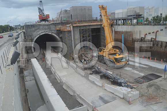 PortMiami_Tunnel_Watson_Island_EASTBOUND_2013-08-05_170000
