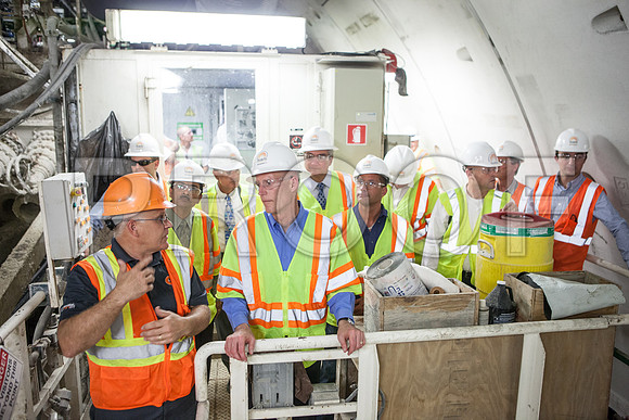 20120614-DG_Govenor_Rick_Scott_Visite_MT_Miami_FL_IMG-6695