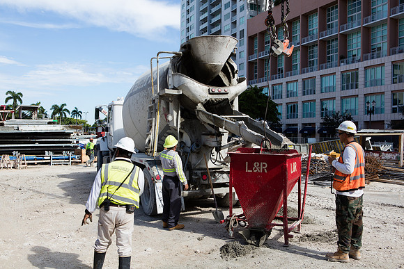 20160928_300_Biscayne_Vice_Moriarty_S5A3651