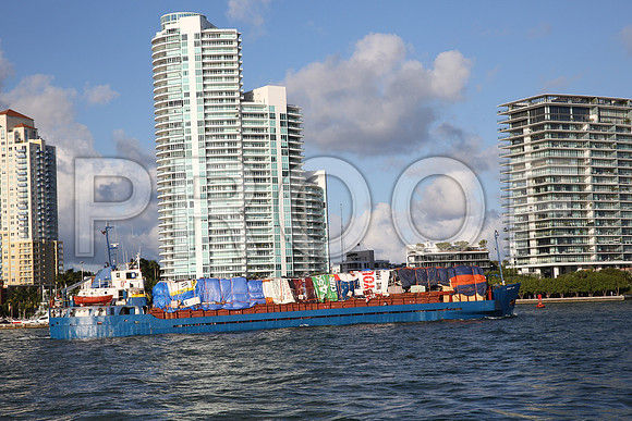 20151212_Container ship_IMG_4996