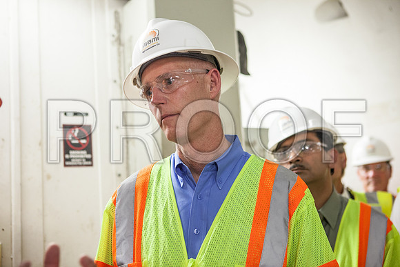 20120614-DG_Govenor_Rick_Scott_Visite_MT_Miami_FL_IMG-6594