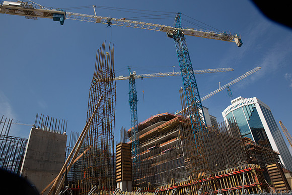 20150727_SLS_Brickell_Related_9C7C7307