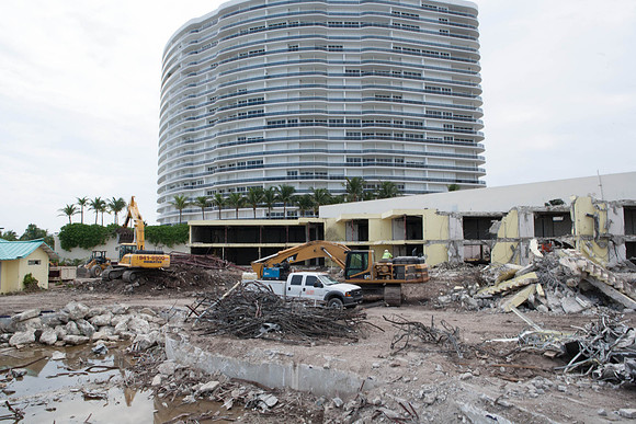 St_Regis_Demolition_20071025_Bal_Harbor_FL-0163
