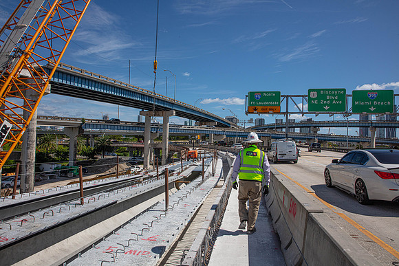 20211019_Connecting_Miami_75A8595-2