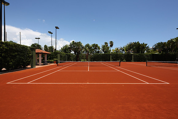 20150804_Tennis_Red_Clay_Fisher_9C7C0919