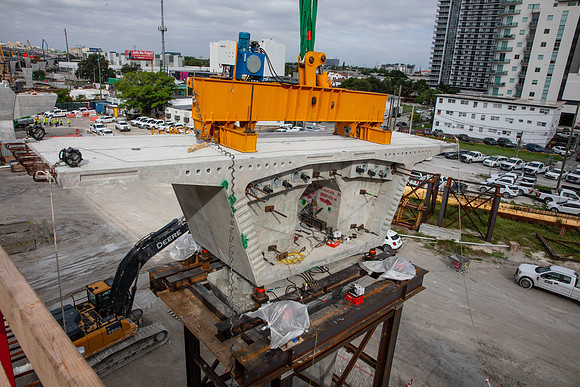 20201102_Connecting_Miami__75A6827