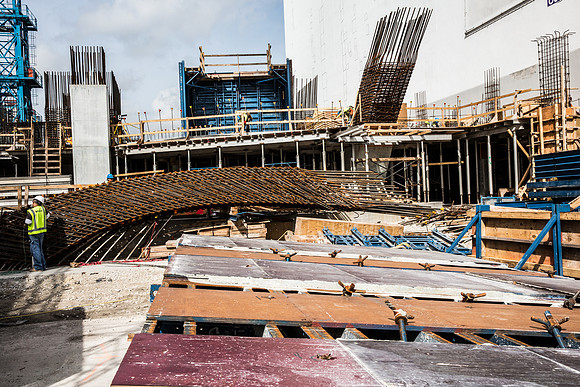 20150928_!000_Museum_Zaha_Hadid_IMG_8601