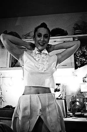 2518_FM_BW_35MM_CW_FOLES_1992_003