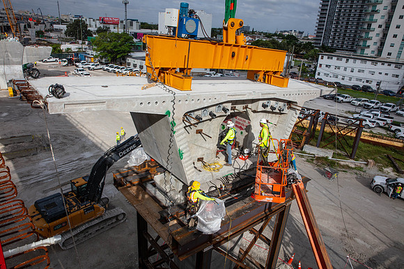 20201102_Connecting_Miami__75A6803