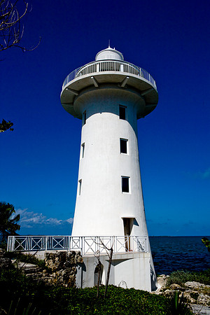 36178_DG_Color_USA_Nassau_Bahamas_Related_GroupNassau_Bahamas_ZV4N3734