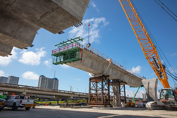20201026_Connecting_Miami__75A6216