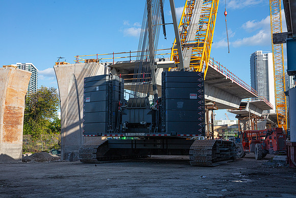 20220117_Connecting_Miami_75A4216