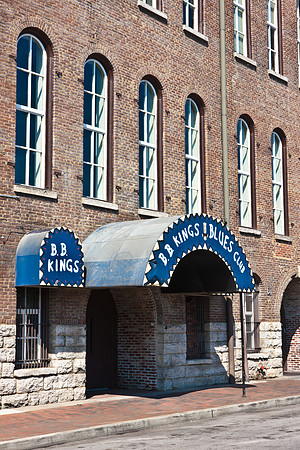 0014_DG_Nashville_TN_USA_2009_5L8Y0229