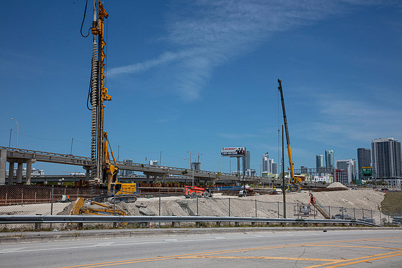 20210408_Connecting_Miami_75A0273